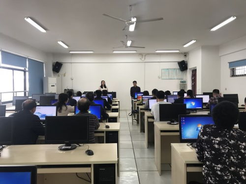 開(kāi)拓創(chuàng)新，積極進(jìn)取 以項(xiàng)目與文獻(xiàn)研究驅(qū)動(dòng)研究生教育內(nèi)涵式發(fā)展